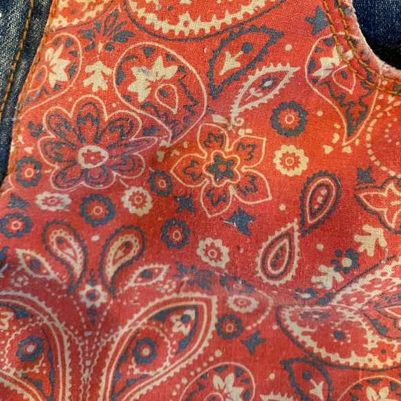 Forever 21 size 28 blue jean shorts - Picture 2 of 4